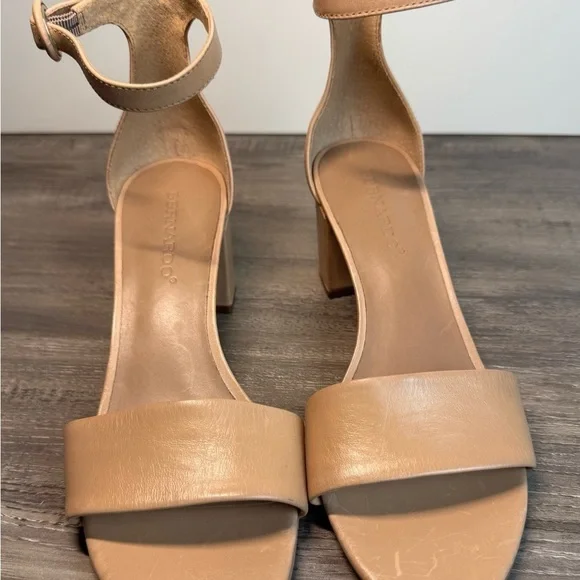 Bernardo Belinda Tan Block Heel Sandals with Ankle Strap size 8.5 $198 - Picture 8 of 11